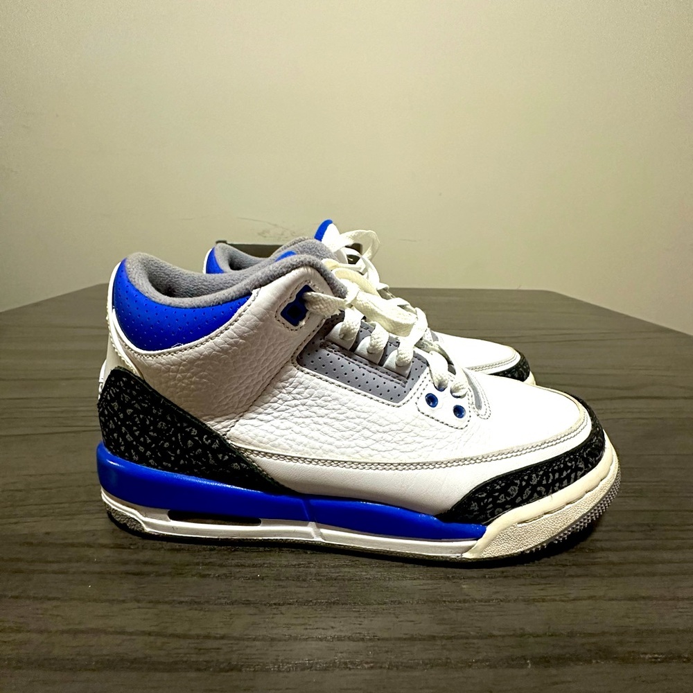 Jordan retro 3 Racer Blue